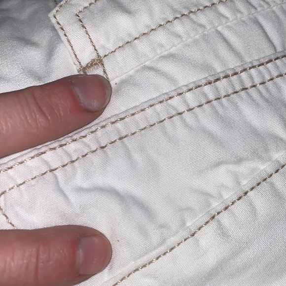 Faded Glory missy size 8 Cream skort with brown embroidered flowers. - Picture 10 of 11